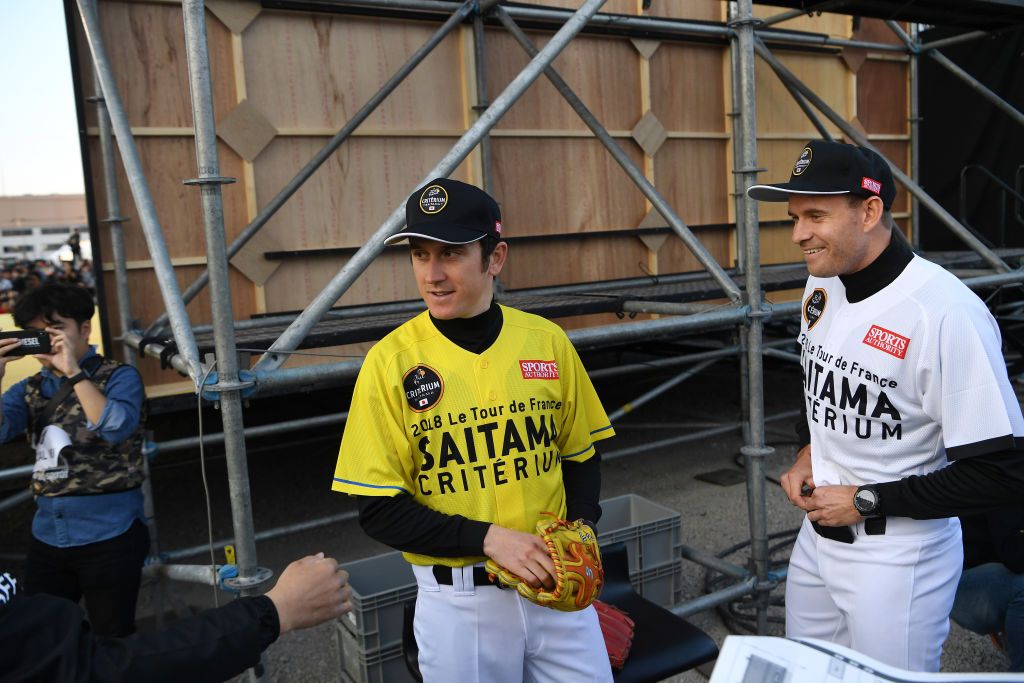 Geraint Thomas and Alexander Kristoff chat before going on stage