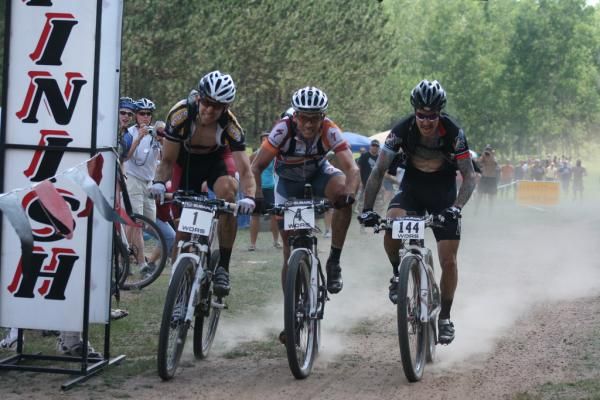 The men sprint to the finish at the Big Ring Classic in Wisconsin.