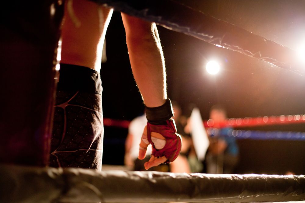 Image of a fighter getting ready for a boxing match