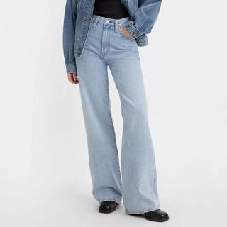 Flat lay image of woman wearing Levis