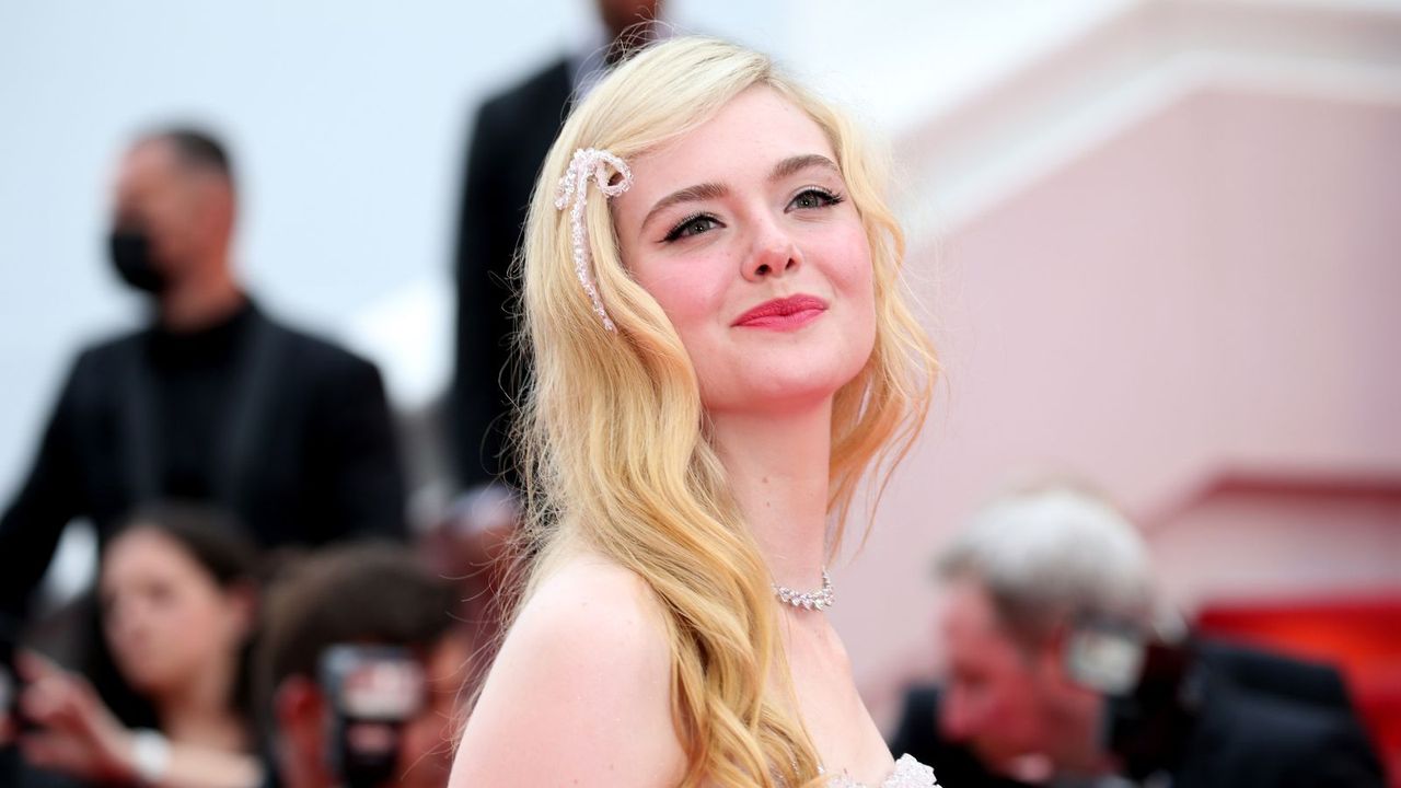 elle fanning at the met gala in pink