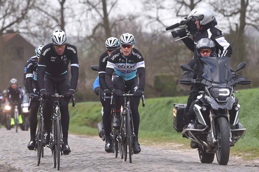 The Belgian media followed every move of the riders