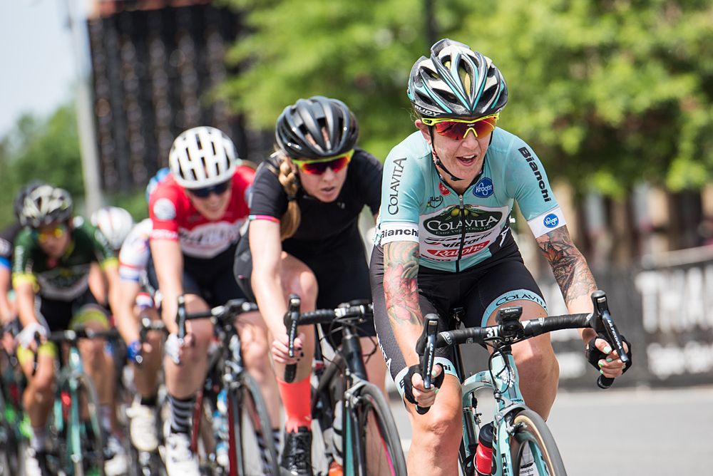 Jessica Cutler (Colavita) leads the pack.