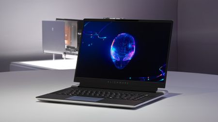 Alienware x16