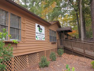 Duke Lemur Center visitor center