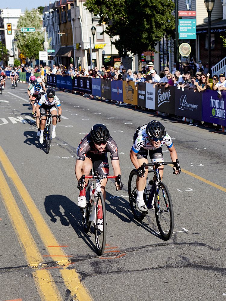 Kristina Clonan (Fearless Femme Racing) just edges past Laura Jorgensen (Feed Hungry Kids Project) to take yet another prime.