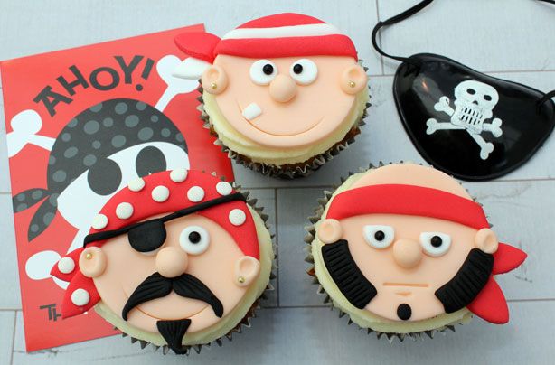 Pirate cupcakes