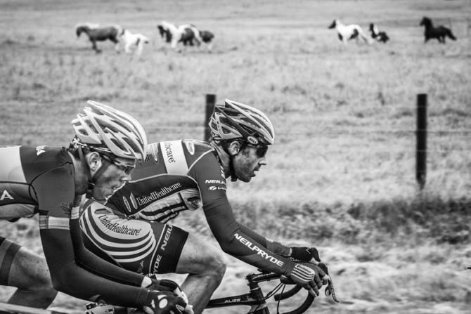 Ben Day (UnitedHealthcare) and Antoine Duchesne (Canada) on the way into the finish.