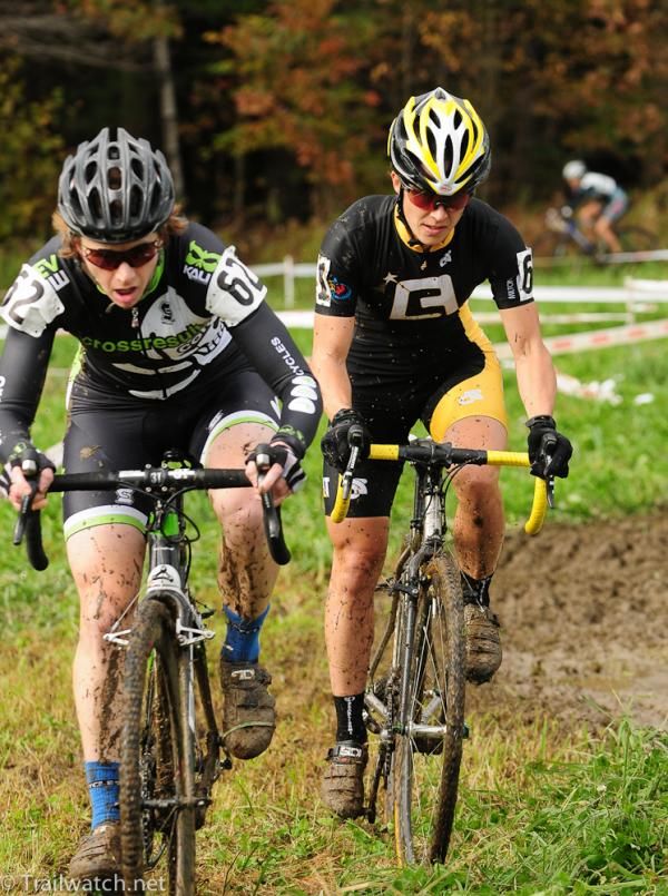 Sally Annis (Crossresults.com) and Andrea Smith taking advantage the drier ground at the edges of the course.