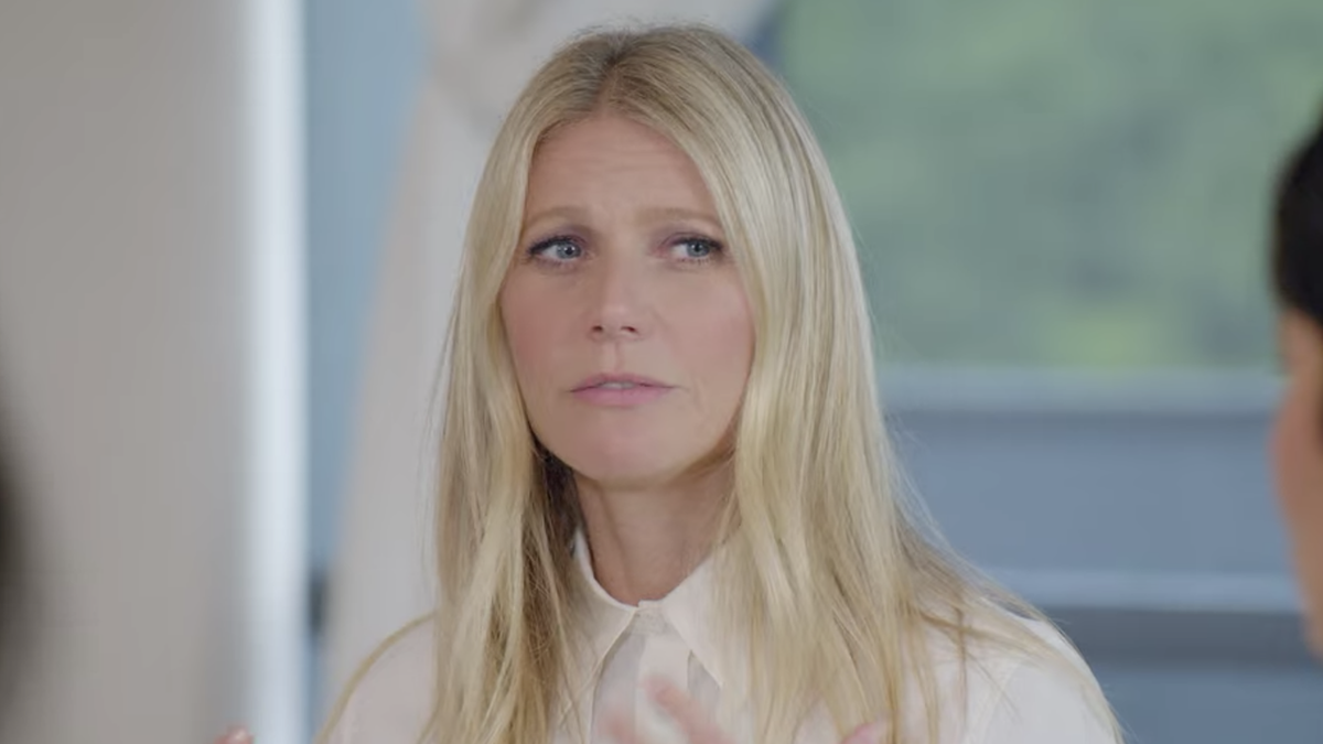 Gwyneth Paltrow Says Apple Had To Tell Her She Went Viral On TikTok Over Her (Seemingly) Intense Diet