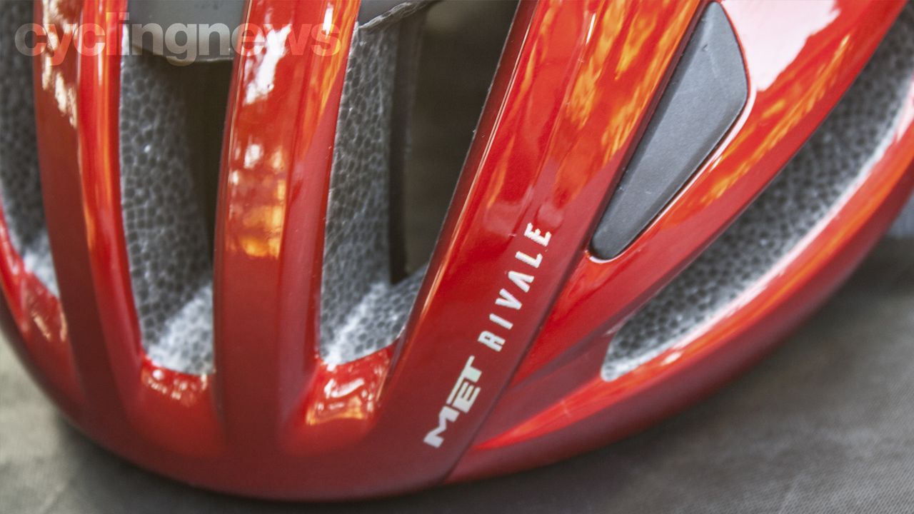 MET Rivale road bike helmet