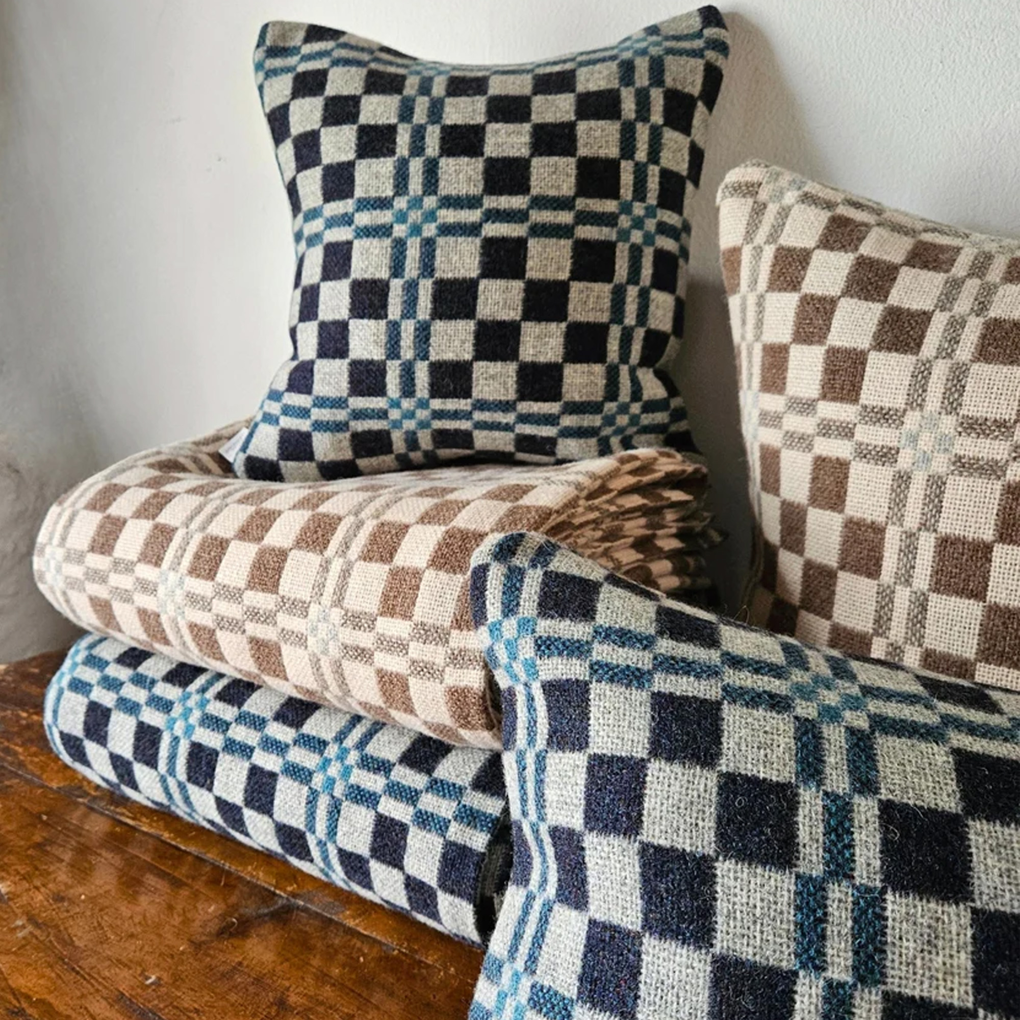 Melin Tregwynt, St David&#039;s Cross Wool Throw