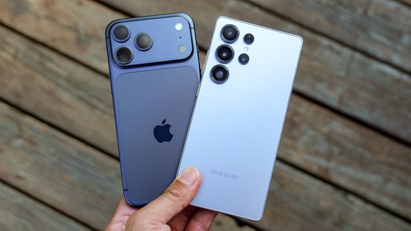 iPhone 17 Pro Max vs Galaxy S25 Ultra.