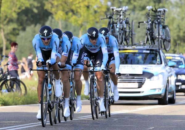 Tom Boonen, Sylvain Chavanel, Tony Martin, Niki Terpstra, Kristof Vandewalle and Peter Velits (OmegaPharma - QuickStep)