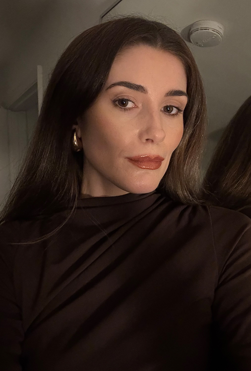 Beauty editor Eleanor wearing Haus Labs foundation