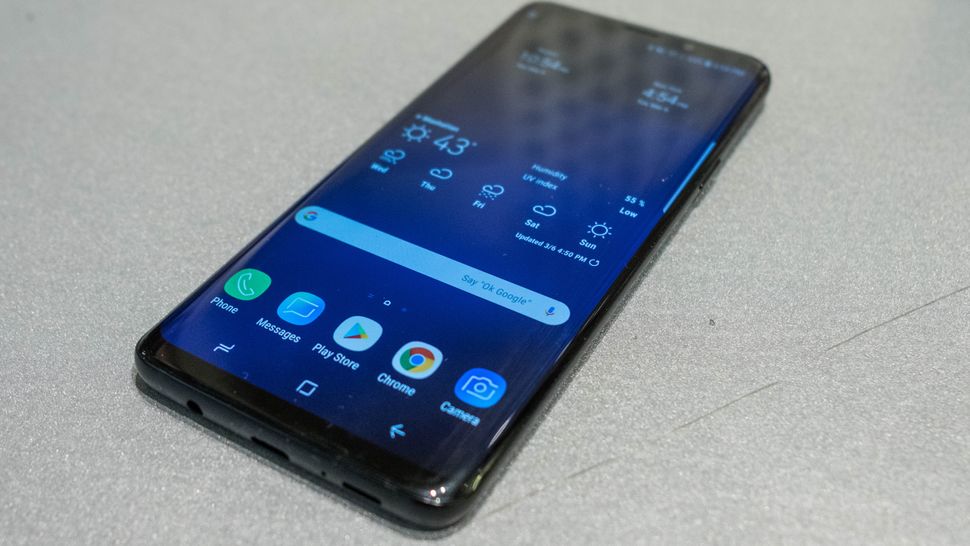 Samsung Galaxy S10 Plus pictured in Luxurious Ceramic White | TechRadar