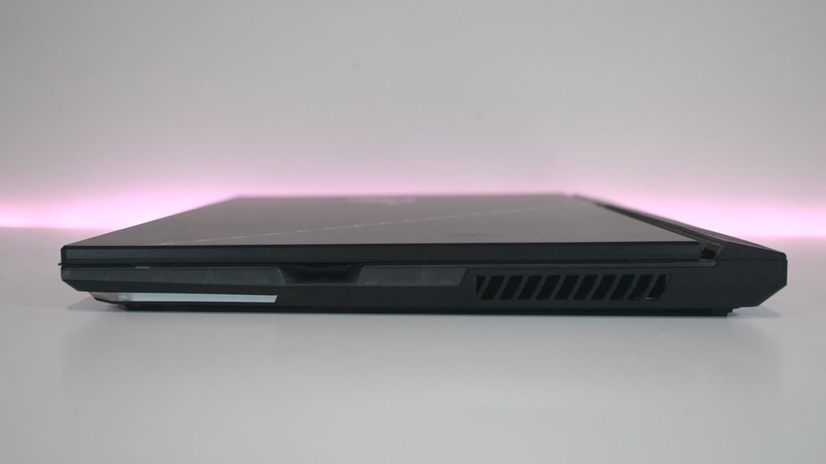 ASUS ROG Strix Scar 17 SE