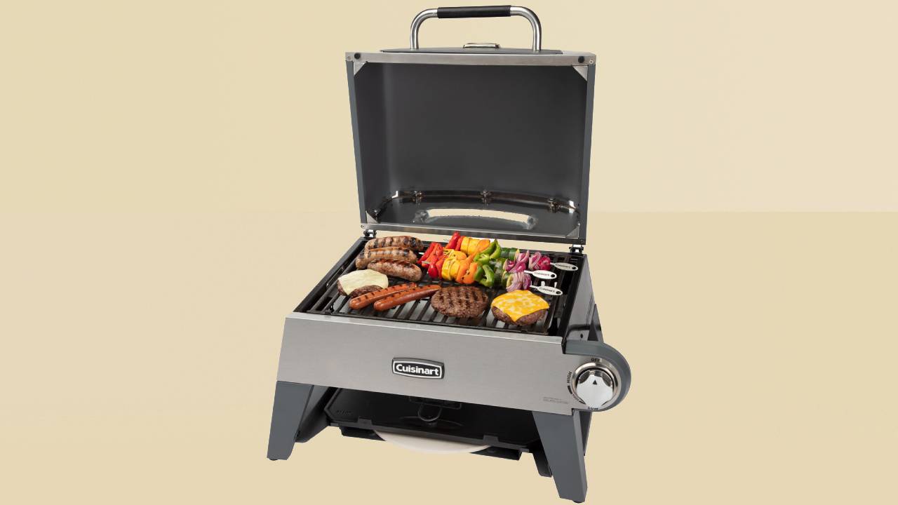 Cuisinart 3-in-1 BBQ, Grill and Pizza Oven