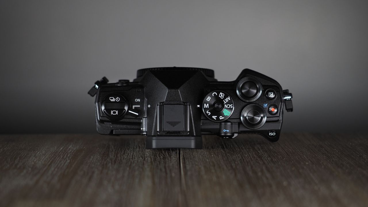 OM System OM-5