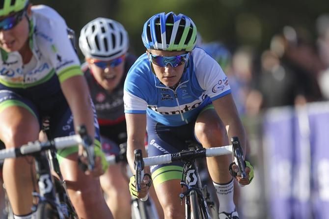 Valentina Scandolara riding safely near the front