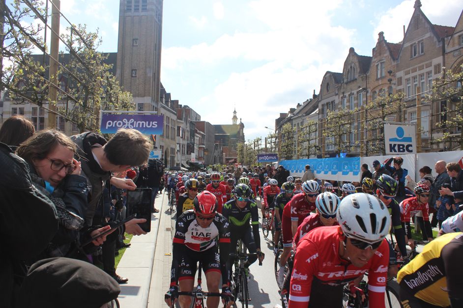 The race gets underway