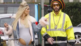 A pregnant Julie and Ali G in Ali G: Who I Iz?