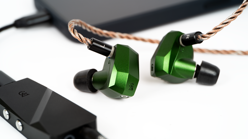 Campfire Audio Andromeda 10 wired earbuds in Classic Green