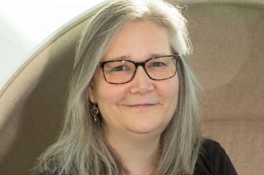 Amy Hennig head shot