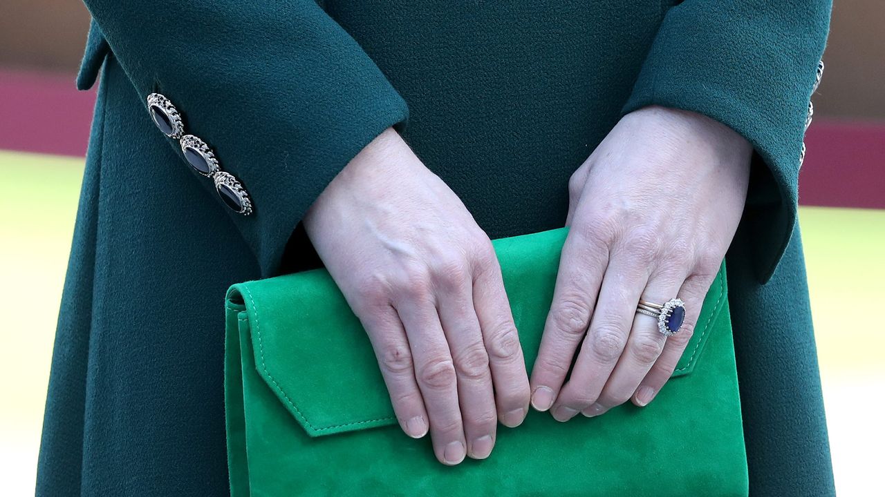 kate middleton third ring