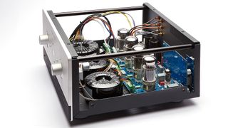 Copland CTA407 stereo amplifier internal circuitry details