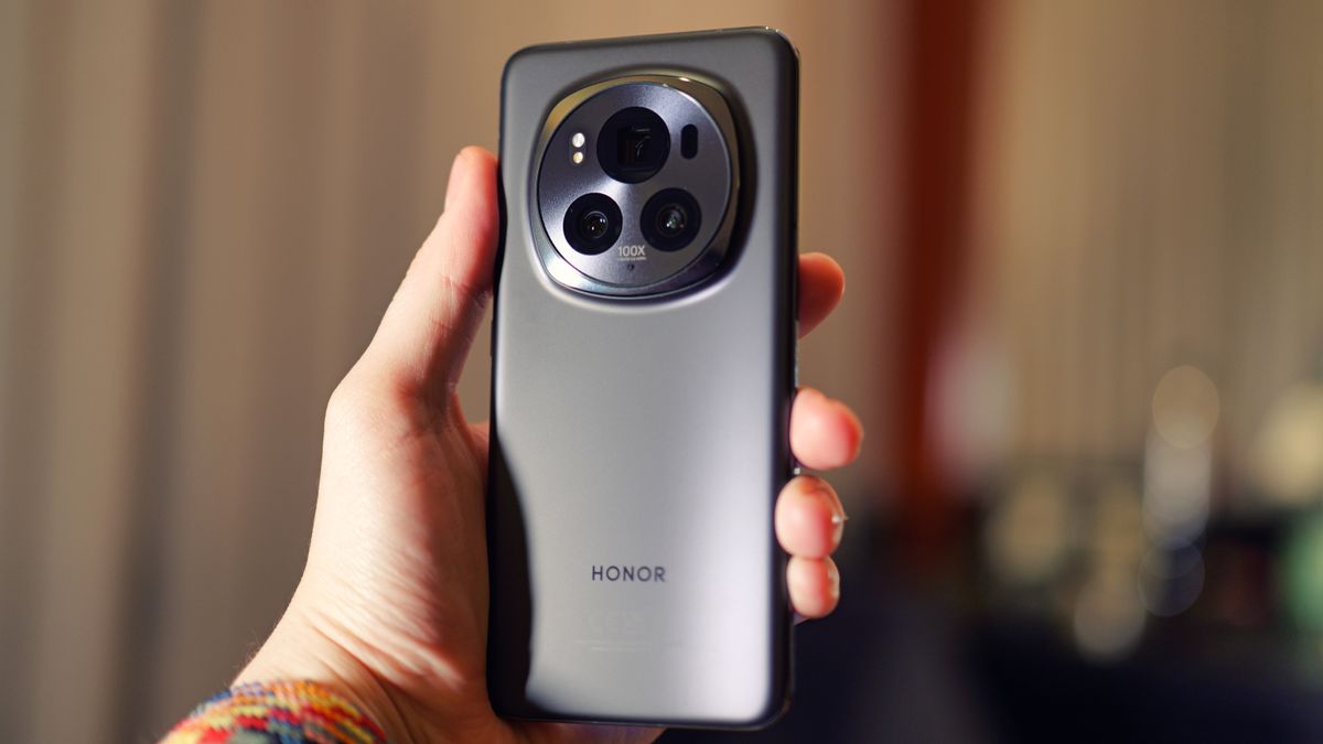 Honor Magic 6 Pro phone held in a hand