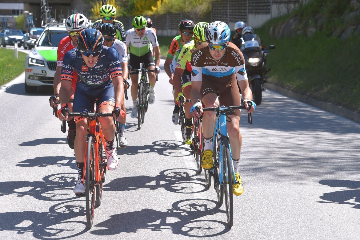 Nicola Bagioli (Nippo ViniFantini) and Francois Bidard (AG2R La Mondiale)