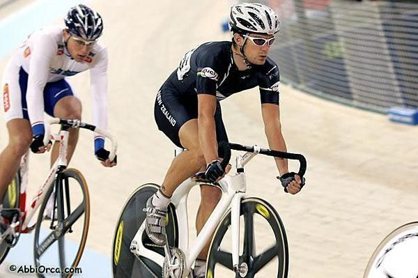 Henderson took second in the Scratch race