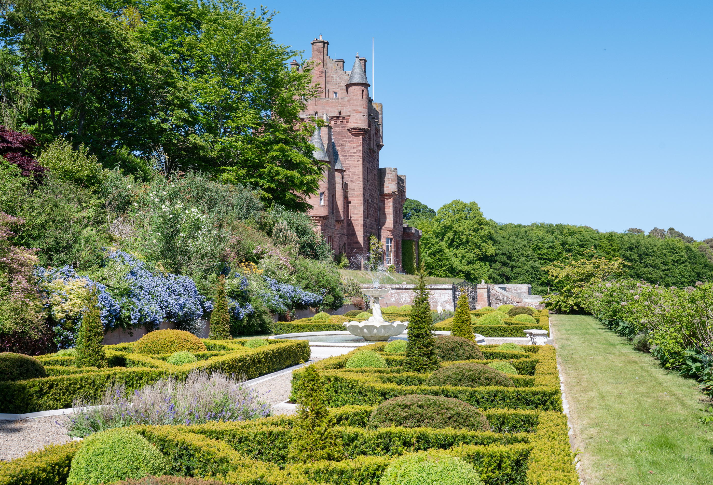Ayton Castle