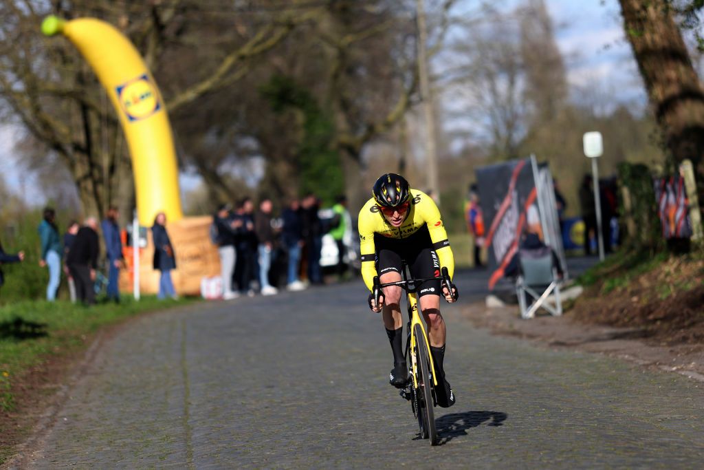 WAREGEM, BELGIUM - MARCH 27 : during the UCI World Tour Flanders Classics 78th Dwars door Vlaanderen, a cycling race with start in Roeselare and finish in Waregem on March 27, 2024 in Waregem, Belgium, 27/03/2024 ( Motordriver Kenny Verfaillie - Photo by Tomas Sisk / Photo News