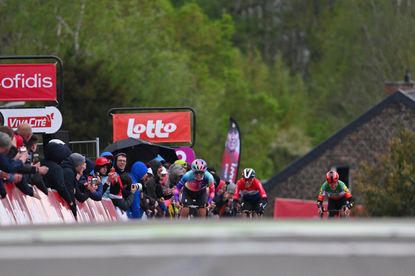 Kasia Niewiadoma attacks at La Flèche Wallonne 2024