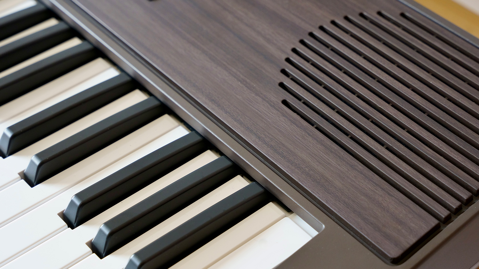 Yamaha PSR-E360