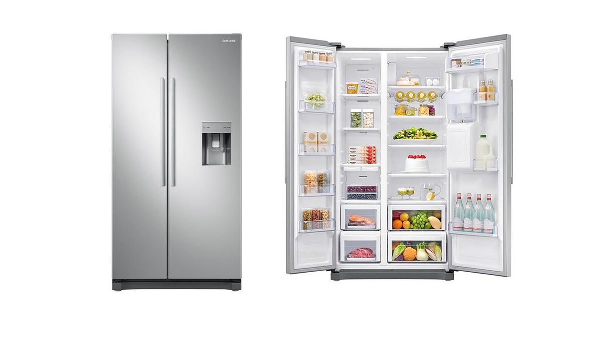 This hightech Samsung American fridge freezer is just £849.99 at Very