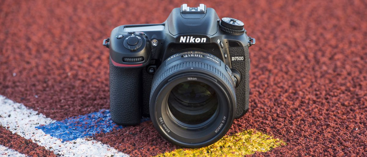 Nikon D7500