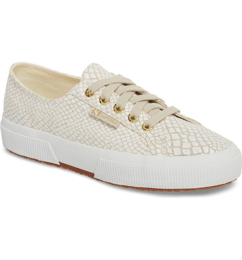 Footwear, White, Sneakers, Shoe, Product, Beige, Skate shoe, Walking shoe, Plimsoll shoe, Athletic shoe,