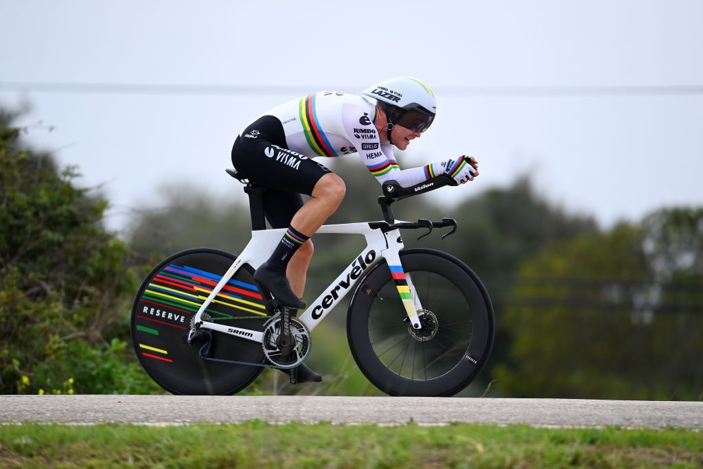 LAGOAPRAIA DO CARVOEIRO ALGARVE PORTUGAL FEBRUARY 19 Tobias S Foss of Norway and Team Jumbo Visma sprints during the 49th Volta ao Algarve em Bicicleta 2023 Stage 5 a 244km individual time trial stage from Lagoa to Lagoa VAlgarve2023 on February 19 2023 in Lagoa Algarve Portugal Photo by Tim de WaeleGetty Images