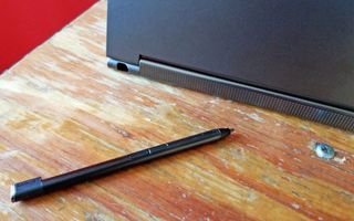 02-lenovo-yoga-book-c930