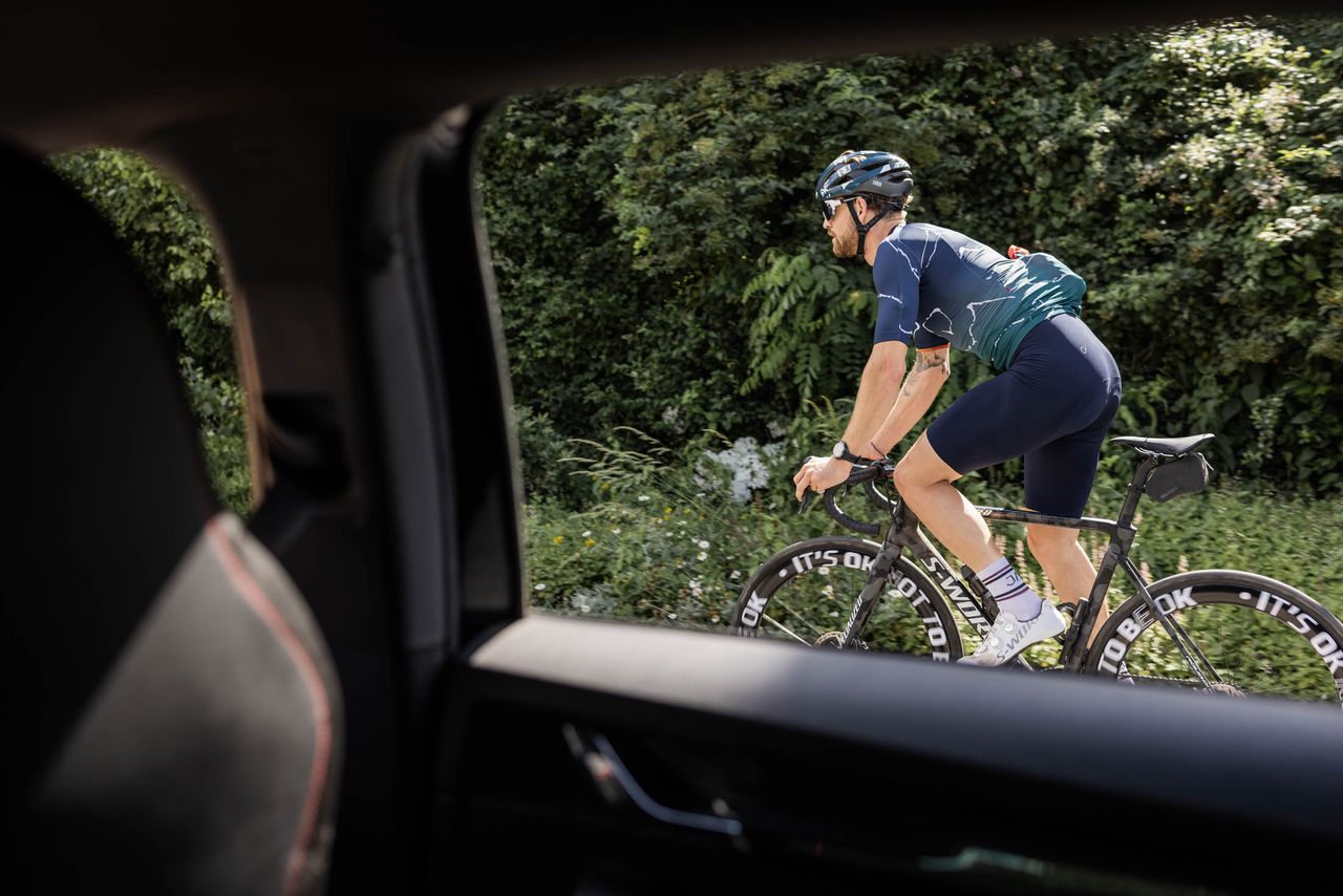 Ultra cyclist jack on his roubaix