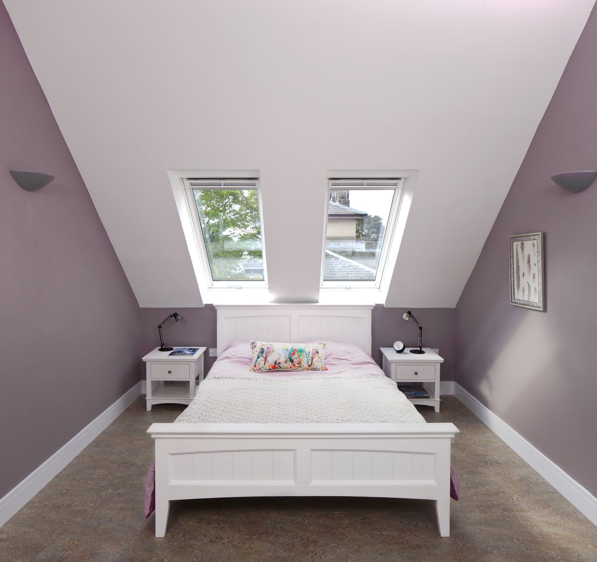 The house features triple glazed rooflights to achieve the rigorous Passivhaus standards, as well as letting natural light into the mezzanine level.