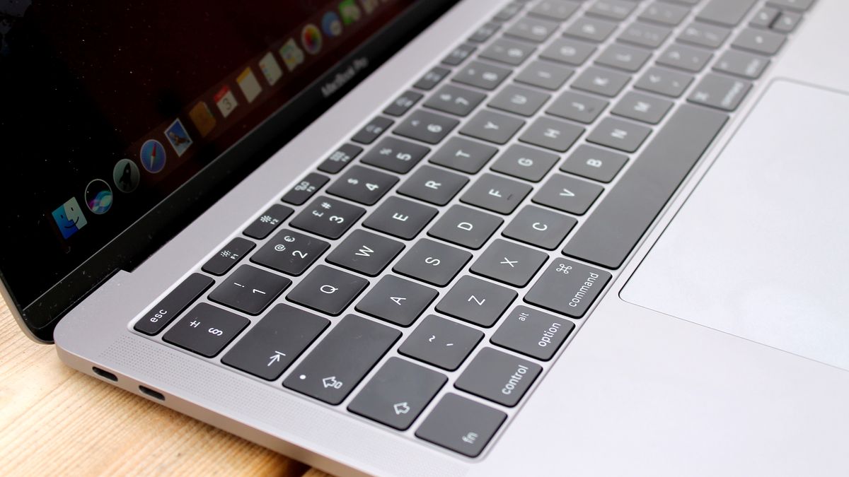 Some users are reporting trackpad problems on their new MacBook Pros ...