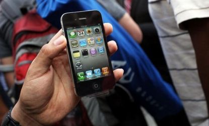 Will the iPhone soon be available for Verizon customers?