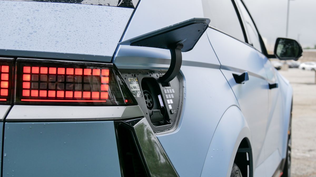 2025 Hyundai Ioniq 5 N AWD test drive.
