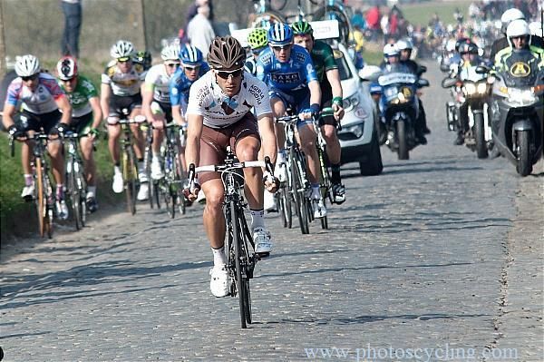 Lloyd Mondory (AG2R-La Mondiale) attacks over the cobbles in Dwars door Vlaanderen
