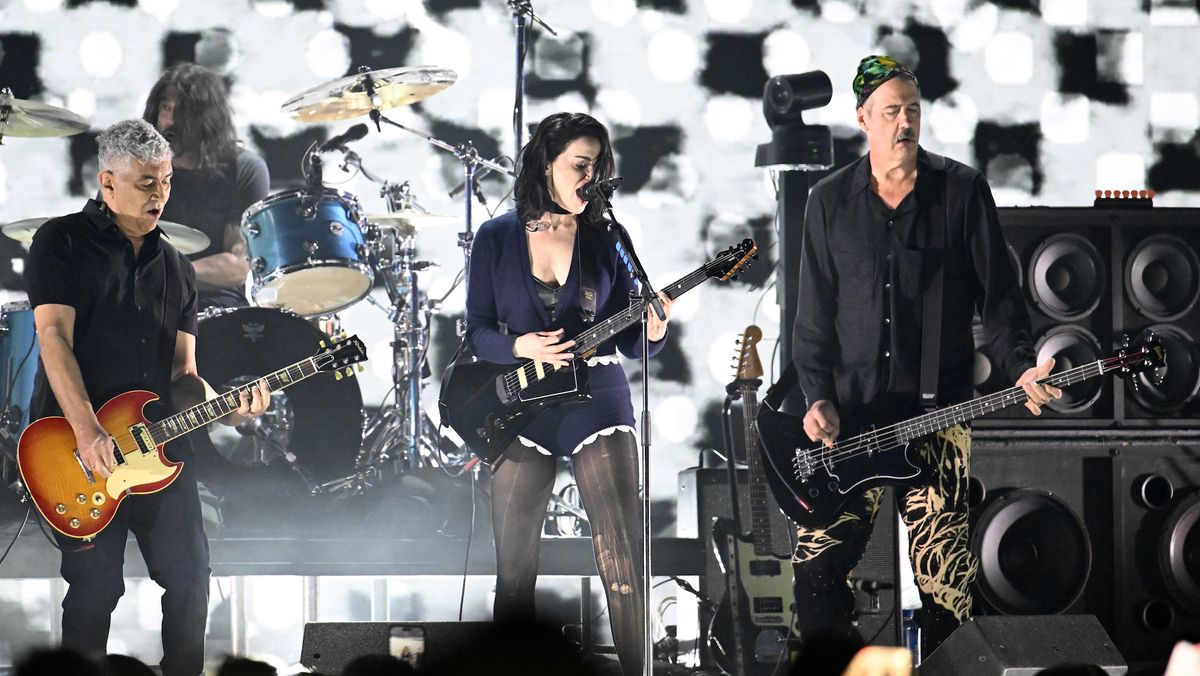 (from left) Pat Smear, Dave Grohl, St. Vincent, and Krist Novoselic perform onstage at the Kia Forum in Inglewood, California on January 30, 2025