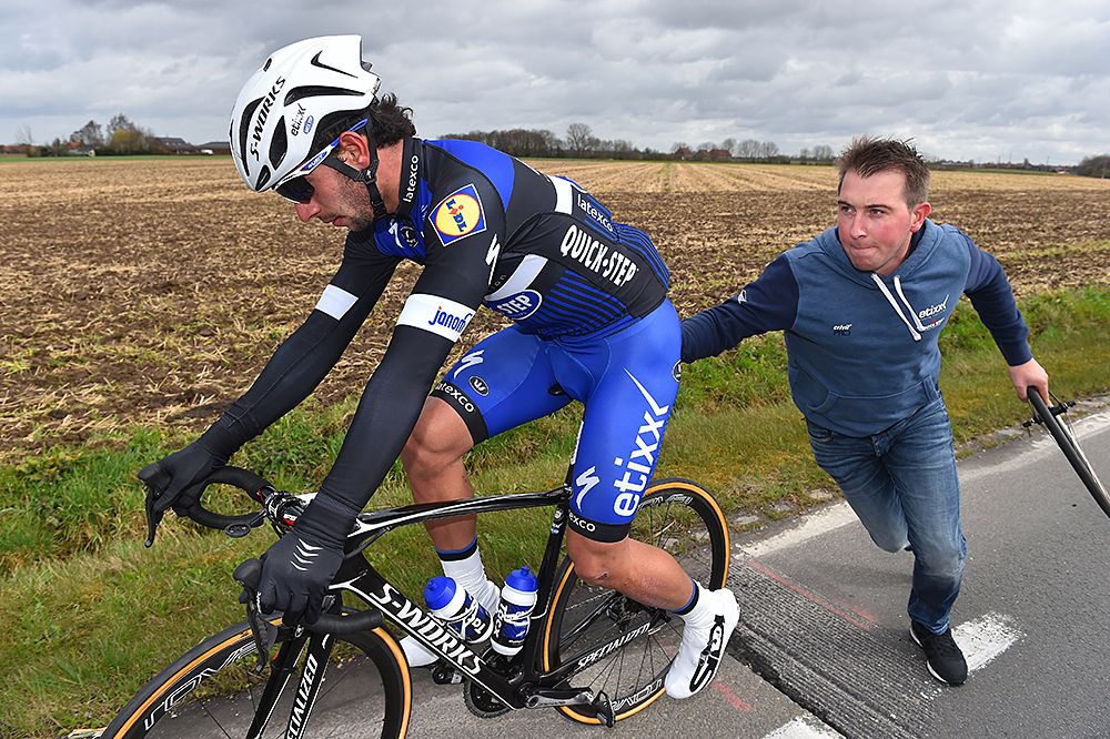 Fernando Gaviria (Etixx) has a mechanical at Gent-Wevelgem